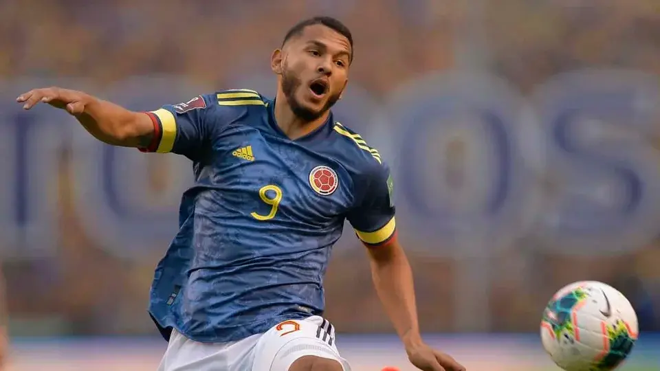 El delantero colombiano Luis Javier Suárez tiene una gran temporada en la segunda división de España, ha marcado 27 goles en 41 partidos. FOTO FCF