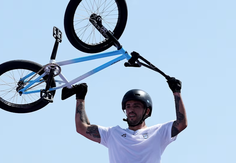 José Augusto Torres Gil se llevó la primera medalla de oro para Argentina al quedar de primero en BMX libre con un puntaje de 94,82 puntos. Foto: Getty