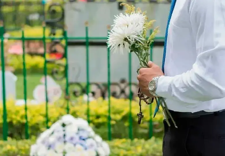 El auxilio funerario tiene un límite máximo de 25 salarios mínimos legales mensuales vigentes. FOTO GETTY