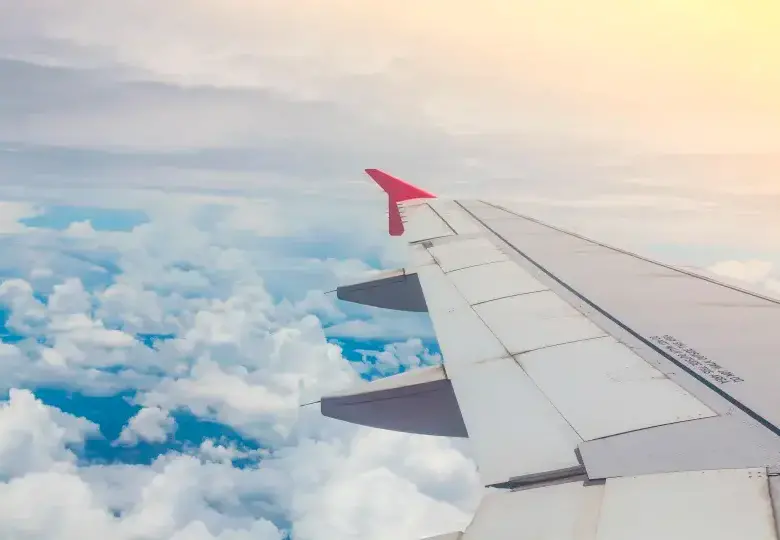 Las aerolíneas globales proyectan mejores márgenes en 2026, aunque las tarifas dependerán del mercado. FOTO: CORTESÍA