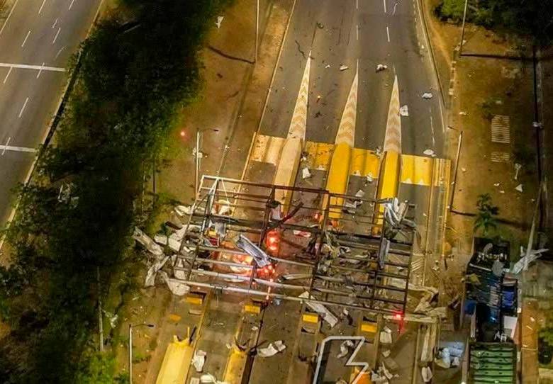 Los heridos serían trabajadores del peaje. FOTO CORTESÍA