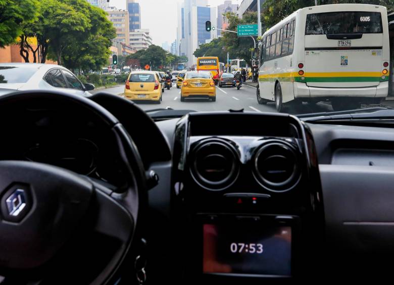 En los cinco primeros meses del año, el sector automotor contabiliza 100.526 matrículas nuevas, un crecimiento del 10,8% frente a 2021 con una proyección de 265.000 unidades para todo el año. FOTO Jaime Pérez