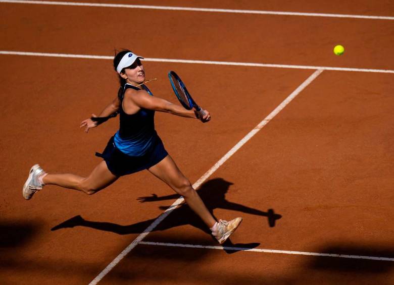 María Camila pasó por primera vez a la segunda ronda del Roland. En Wimbledon 2021 llegó hasta tercera fase. FOTO WTA - FFT