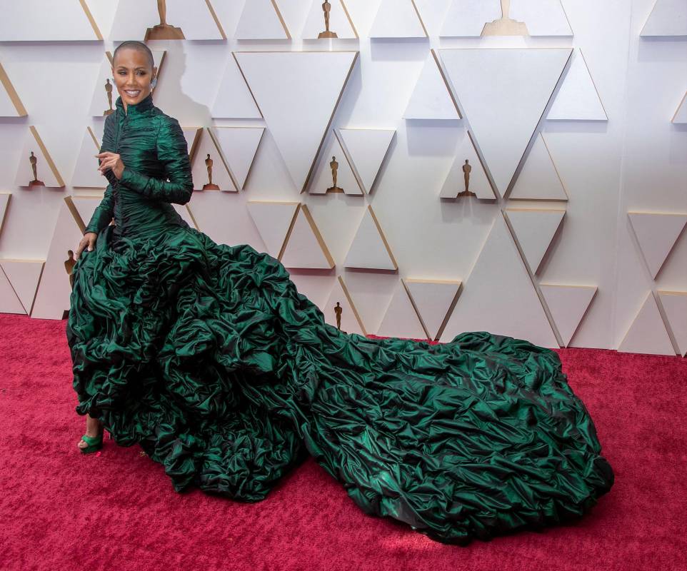 Este fue el traje que lució Jada Pinkett Smith. FOTO Efe