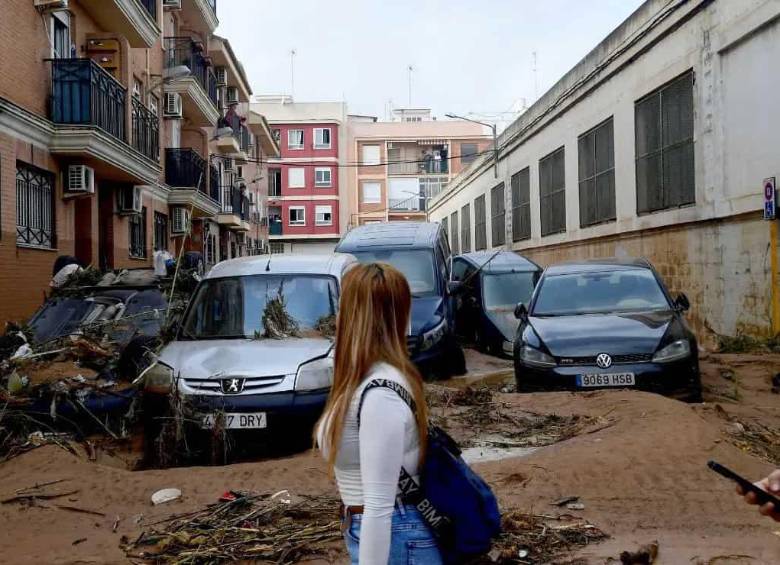 Las personas consultadas, que no salen del asombro, coinciden en que los avisos por parte de la empresa y de las autoridades llegaron tarde. .FOTO: AFP