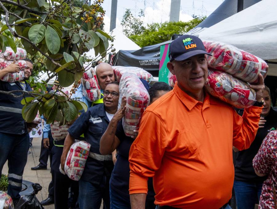 Una de las jornadas de donación organizada por la Alcaldía de Medellín en el marco de la Alianza Medellín Cero Hambre. FOTO: Julio César Herrera Echeverri