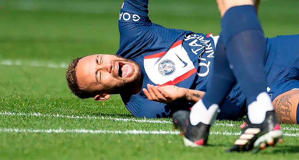 Este lunes PSG informó que Neymar será intervenido quirúrgicamente debido a una lesión de tobillo, su regreso sería en 4 meses. FOTO Getty