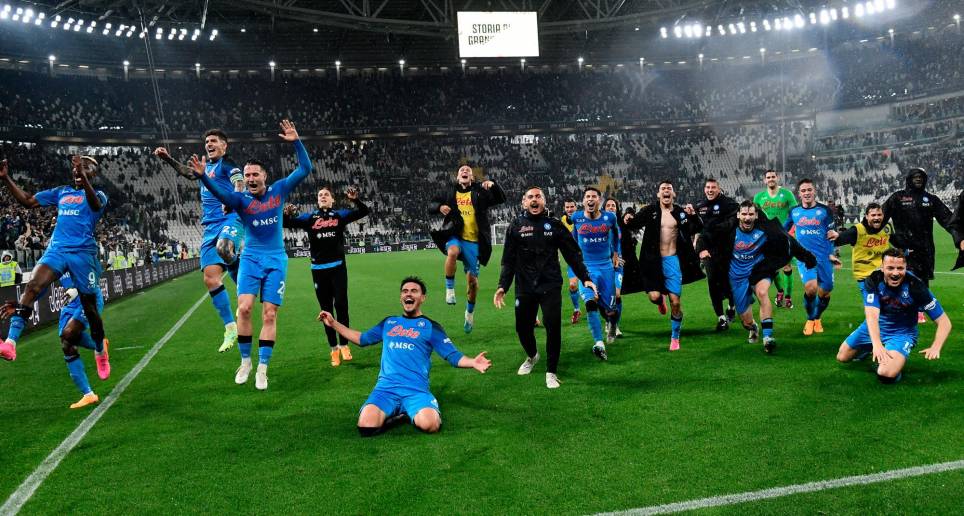 Napoli no queda campeón de Liga italiana desde la temporada 1989-1990. FOTO AFP