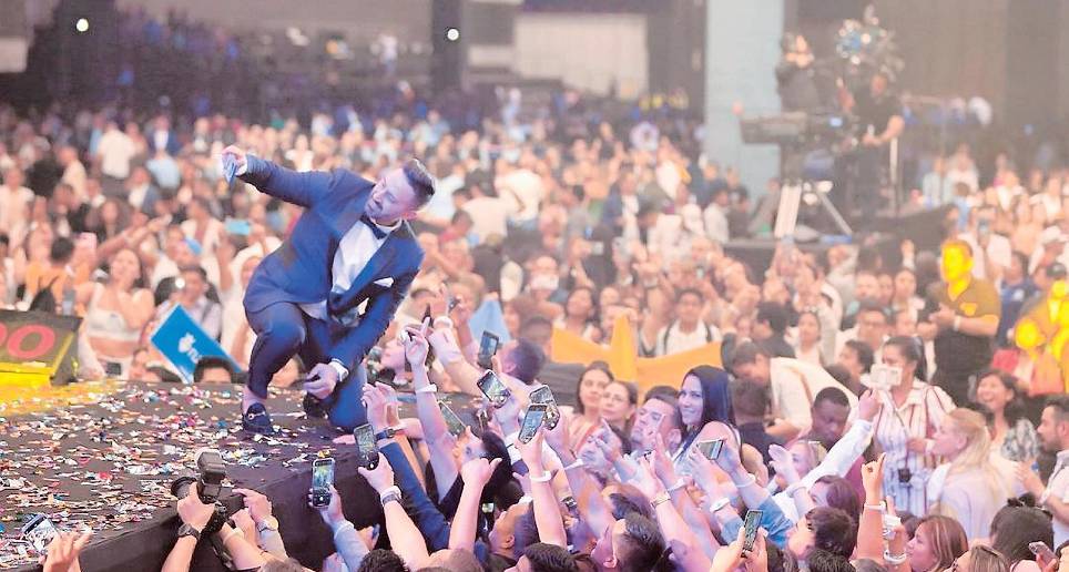 El indio Dilawar Singh es el fundador de la plataforma OmegaPro y del banco OmeMoney del mismo grupo. FOTO @Officialdilawarsingh