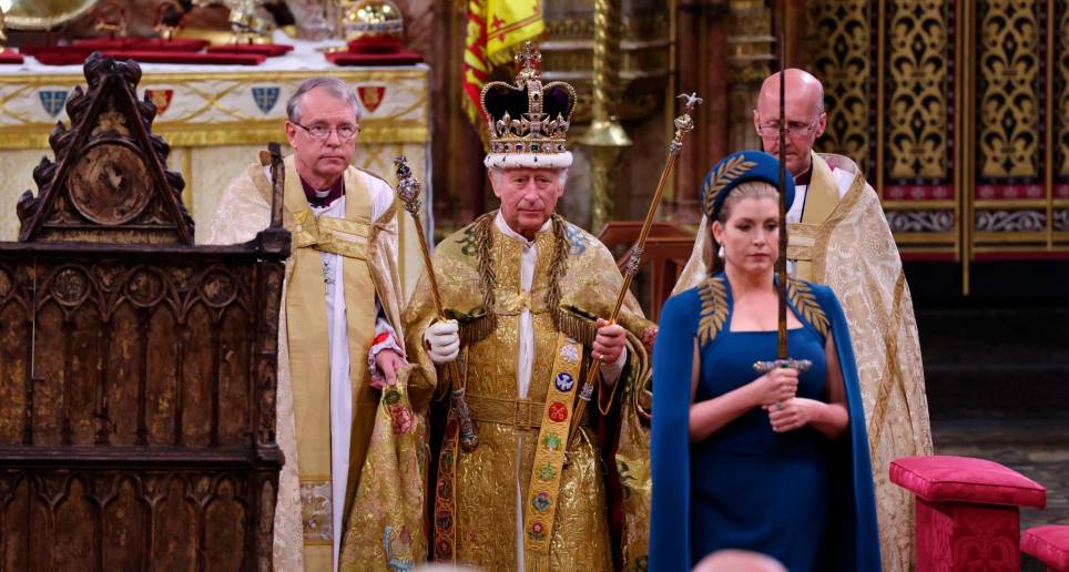 Carlos III en la toma de juramento en la Abadía de Westminster. FOTO GETTY 