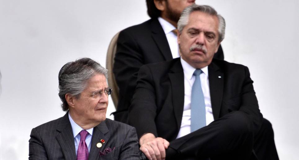 Los presidentes de Ecuador, Guillermo Lasso, y de Argentina, Alberto Fernández, no han hablado directamente tras la crisis. FOTO Getty