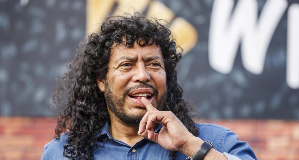 El astro del fútbol René Higuita habló con EL COLOMBIANO sobre como adquirió la casa y el proceso judicial que afronta. Foto: Jaime Pérez Munéva