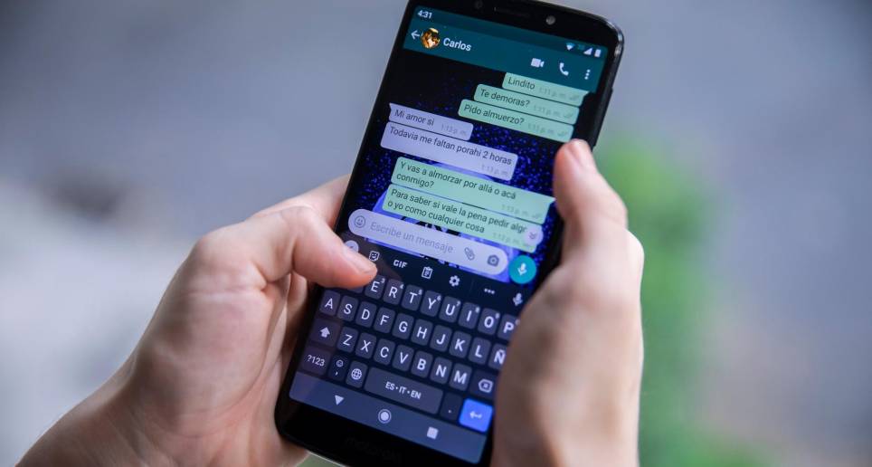 Whatsapp aseguró que hoy no eliminará ninguna cuenta ni quitará acceso a funciones tras la actualización. FOTO carlos velásquez