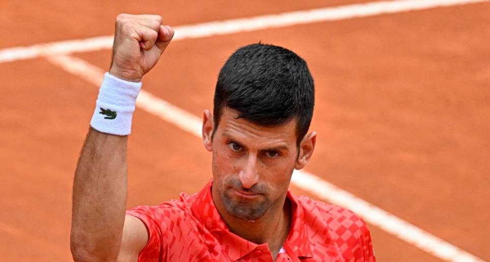 El serbio Novak Djokovic jugará por un puesto en semifinales de Roma contra el danés Holger Rune (7º del mundo).