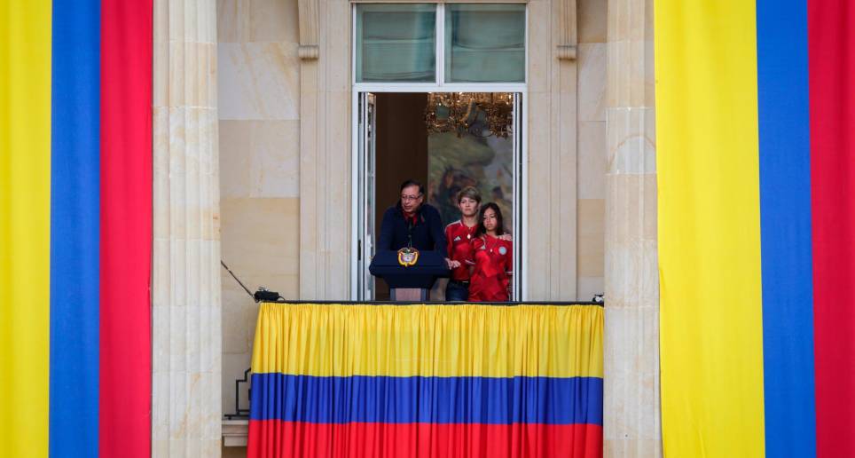 El mismo día de la posesión de los ministros, el presidente Gustavo Petro hará otro “balconazo”. FOTO: COLPRENSA.
