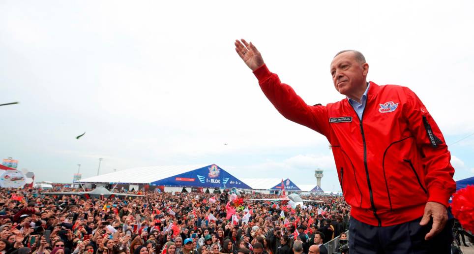 El presidente de Turquía, Recep Tayyip Erdogan, quedó primero en las elecciones. Sin embargo, no tuvo la ventaja necesaria para ganar en primera vuelta y la contienda se definirá en dos semanas. FOTO getty