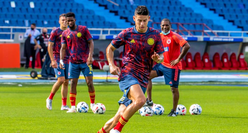 Hasta acá, James Rodríguez se ha puesto la camiseta de nueve clubes en su carrera como futbolista. FOTO JUAN ANTONIO SÁNCHEZ 