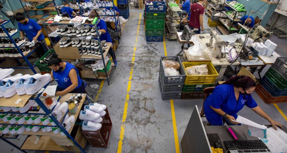 Esta ley aplica solo para los trabajadores del sector privado. No cobija a los servidores públicos. Foto: Edwin Bustamante