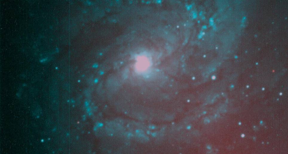 Esta es una de las imágenes recientes que capturó la cámara de la institución antioqueña para probarla. Se trata de la galaxia de los Mil Rubíes de la constelación de Hydra. FOTO instituto de física u de a. 