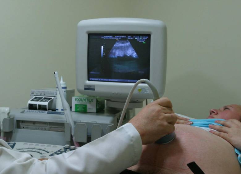 Los médicos de diferentes especialidades lograron que fuera exitosa la cirugía. FOTO: COLPRENSA - Imagen de referencia