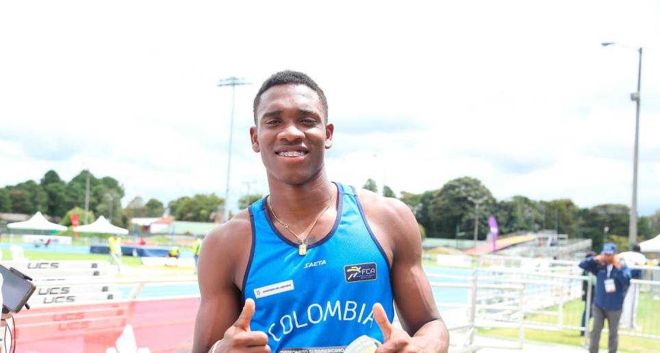 El atleta colombiano Ronal Longa hizo historia para el país en los 100 metros planos. FOTO @OlimpicoCol