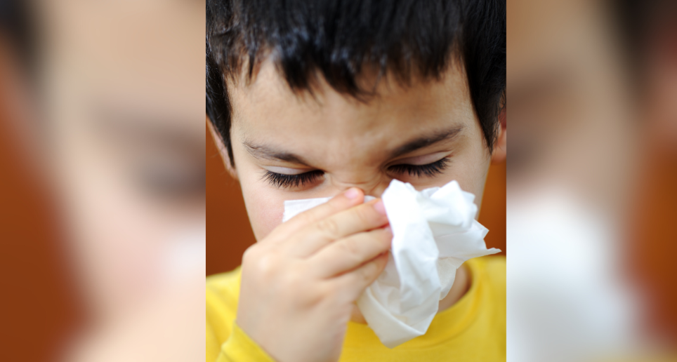 Los síntomas más leves se asocian a los resfriados. Este medicamento le favorece a los neonatos, bebés y niños hasta los 24 meses de edad, según indicó la FDA. FOTO: Archivo El Colombiano
