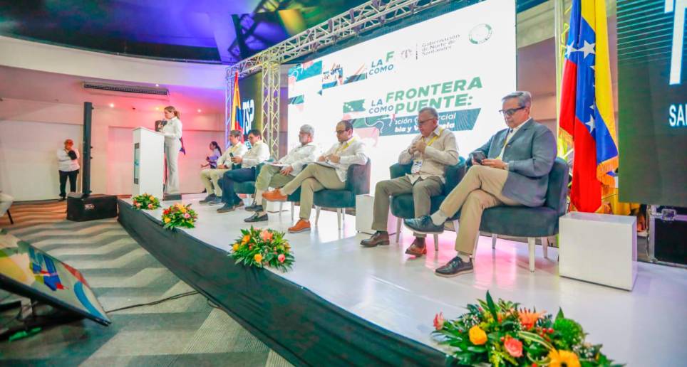 En Cúcuta se realizó el Encuentro Binacional ‘La frontera como puente: integración comercial Colombia y Venezuela’. FOTO cortesía