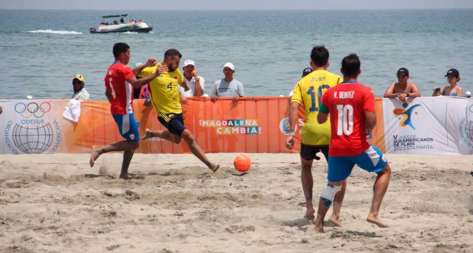 La Selección Colombia de fútbol playa ganó en su debut en los Suramericanos de playa a Paraguay. FOTO COC