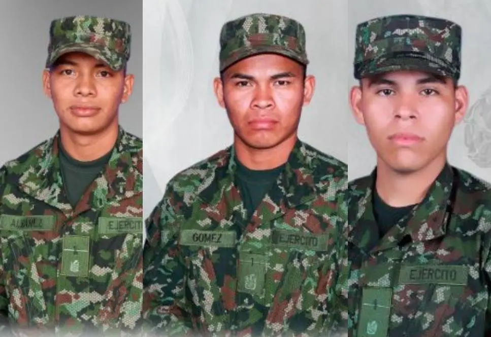 Los soldados muertos por el ataque con drones son Andrés Esteban Álvarez Sierra, Darwin Arnoldo Gómez Gutiérrez y Brayan Steven Galindo Amado. Fotos: Ejército 