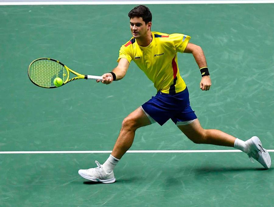 Nicolás Mejía lidera el grupo de tenistas que Colombia desplazó hasta Marruecos para la serie del Grupo Mundial I. FOTO CORTESÍA FEDECOLTENIS