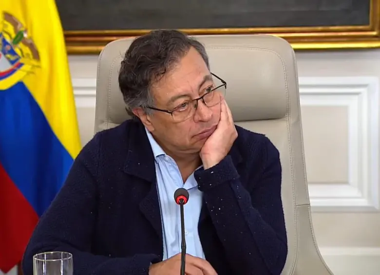Gustavo Petro, presidente de Colombia, durante uno de sus consejos de ministros. FOTO: (Colprensa)