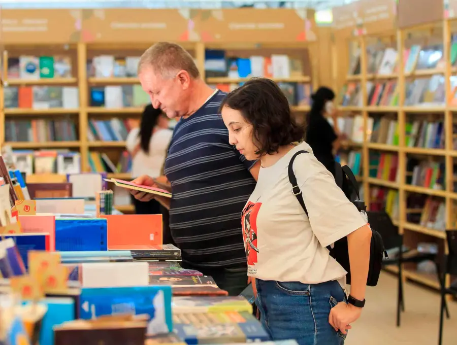 En 2025, la venta de libros en la Fiesta superó los 10.000 millones de pesos. FOTO Camilo Suárez