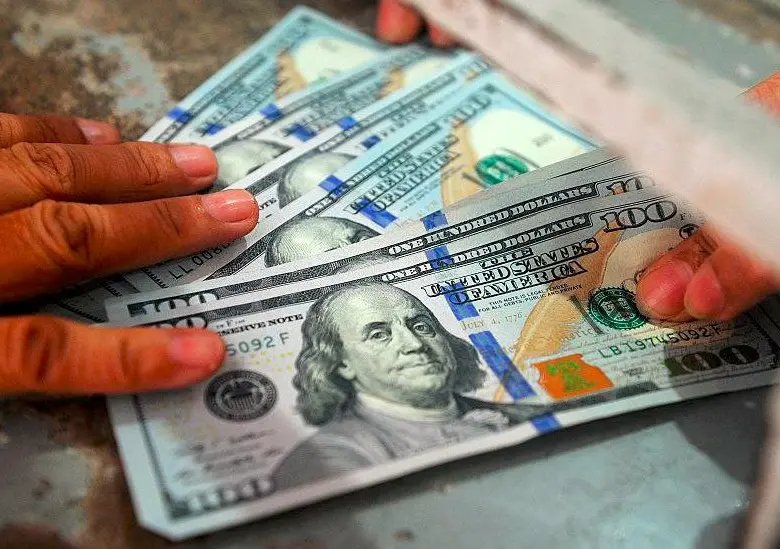 El dólar en Colombia cayó a su nivel más bajo en 58 días. FOTO GETTY. 