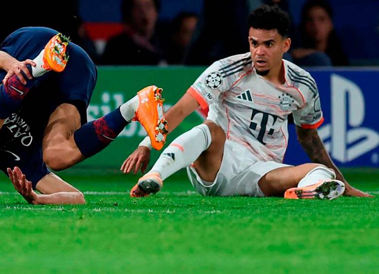 Hakimi sufre grave lesión tras dura entrada de Luis Díaz en partido de la Champions League. Foto: GETTY. 