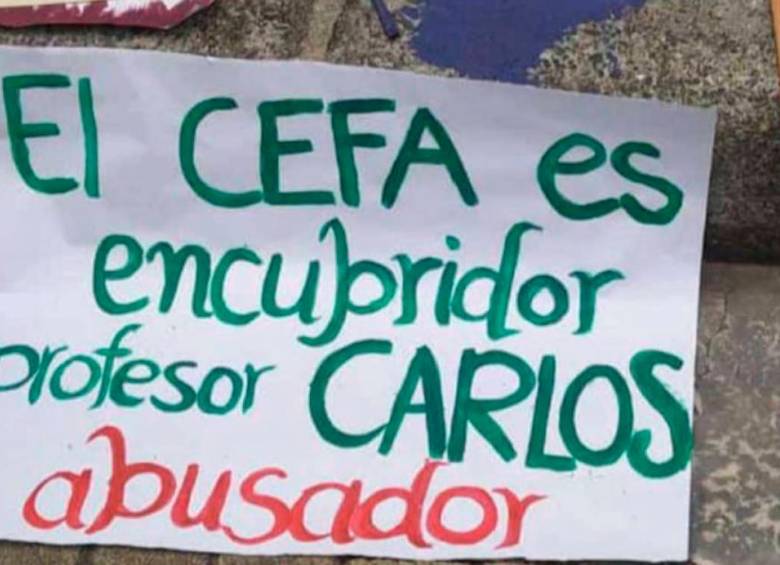 Denuncian hostigamientos del Esmad contra estudiantes del Cefa en plantón contra el acoso