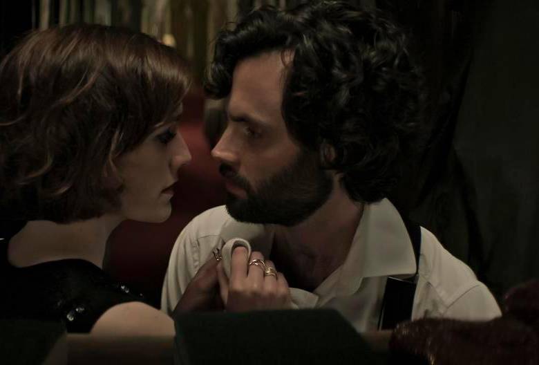 El personaje Joe Goldberg intentará evadir el amor en esta cuarta entrega, pero las circunstancias no lo permitirán. FOTO: CORTESÍA NETFLIX