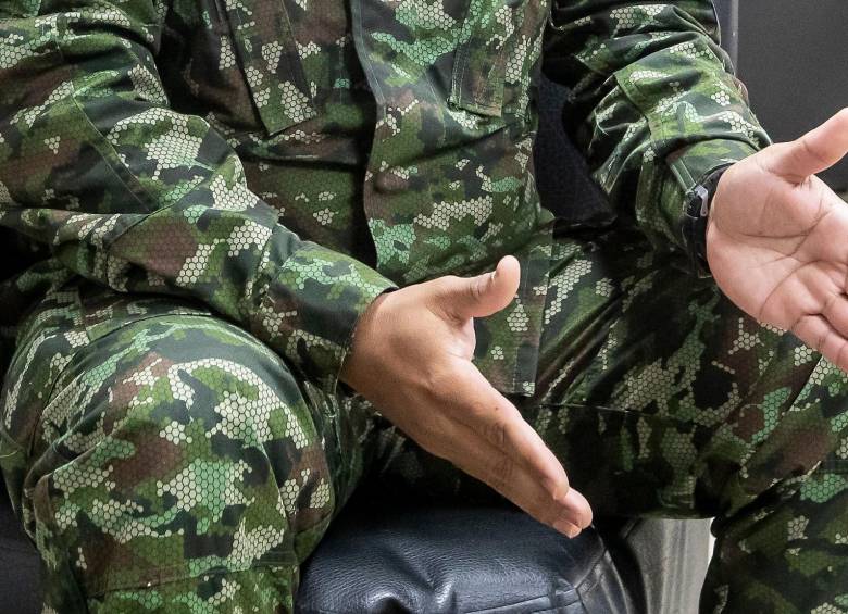El capitán capturado fue dejado en libertad por un juez de control de garantía. 