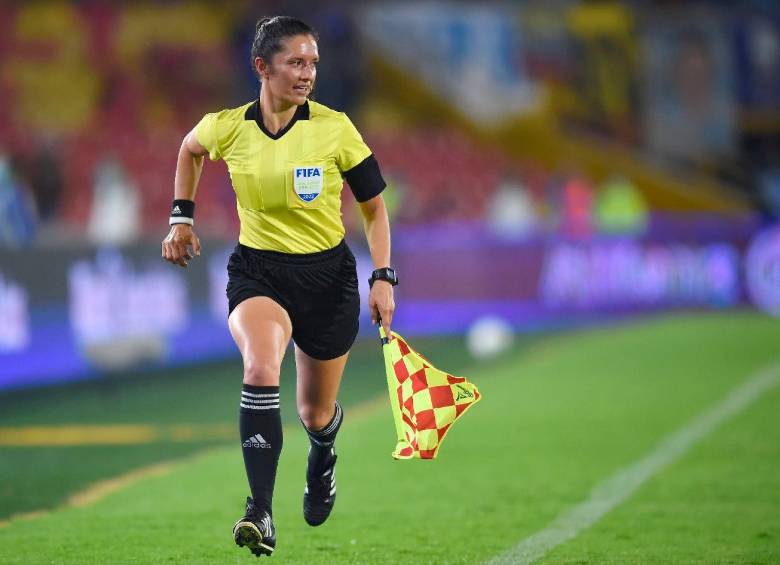 La asistente de línea colombiana Mary Blanco, es la única nacional que estará en la Copa América de Estados Unidos. FOTO GETTY