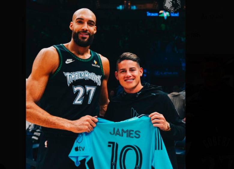James junto al basquetbolista francés, Rudy Gobert-Bourgarel, quien juega en los Timberwolves, compartiendo antes del duelo de la NBA. FOTO TOMADA X@Timberwolves