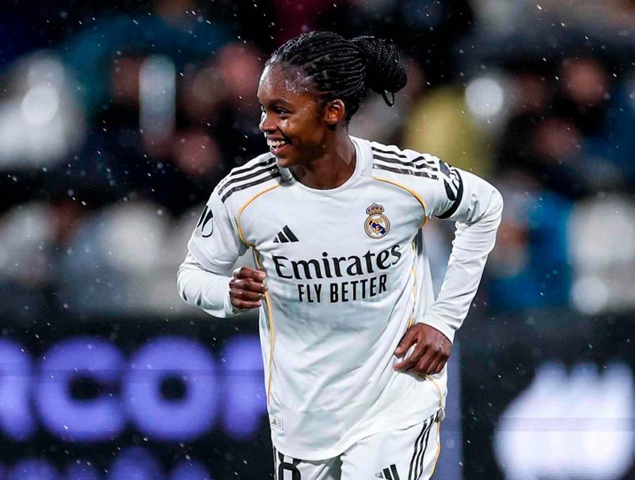 La delantera colombiana celebra su tanto, en la victoria del Real Madrid femenino en la semifinal de la Supercopa Española, ante el Atlético de Madrid. FOTO TOMADA X @realmadridfem