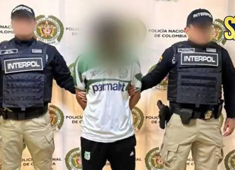El hombre fue detenido por agentes de Interpol en el país. FOTO: imagen tomada de redes.