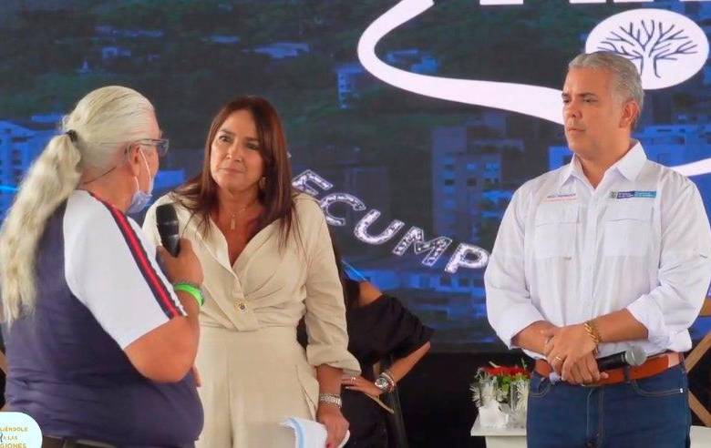 Susana Correa, junto al presidente Iván Duque, durante su designación como Ministra de Vivienda FOTO CORTESÍA