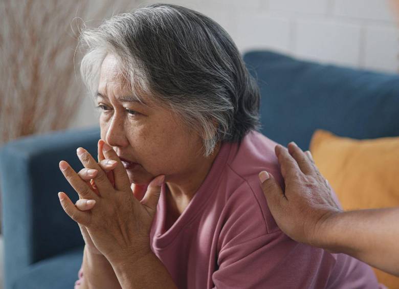 ¿Le preocupa la demencia en la vejez? Estos hábitos podrían prevenirla hasta en 45 %