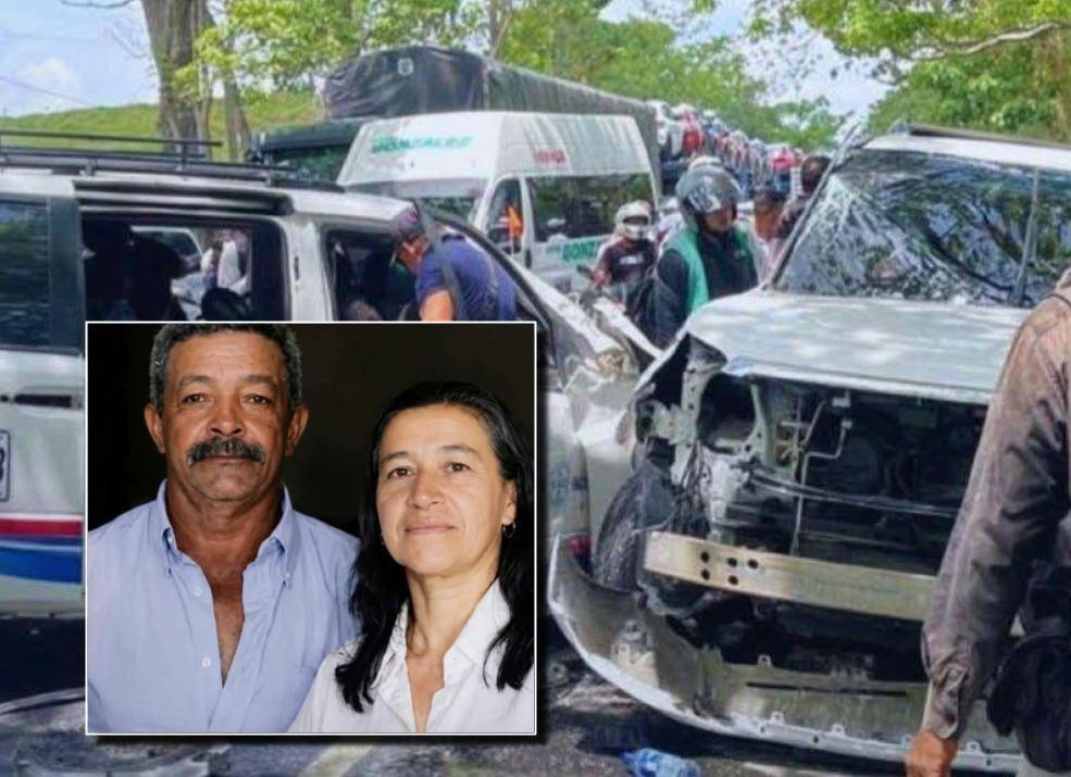 La pareja de esposos, identificados como Otoniel de Jesús Zapata y Luz Ángela Ruiz Castro, fallecieron en un accidente de tránsito en la vía a la Costa Caribe. FOTOS: Cortesía 