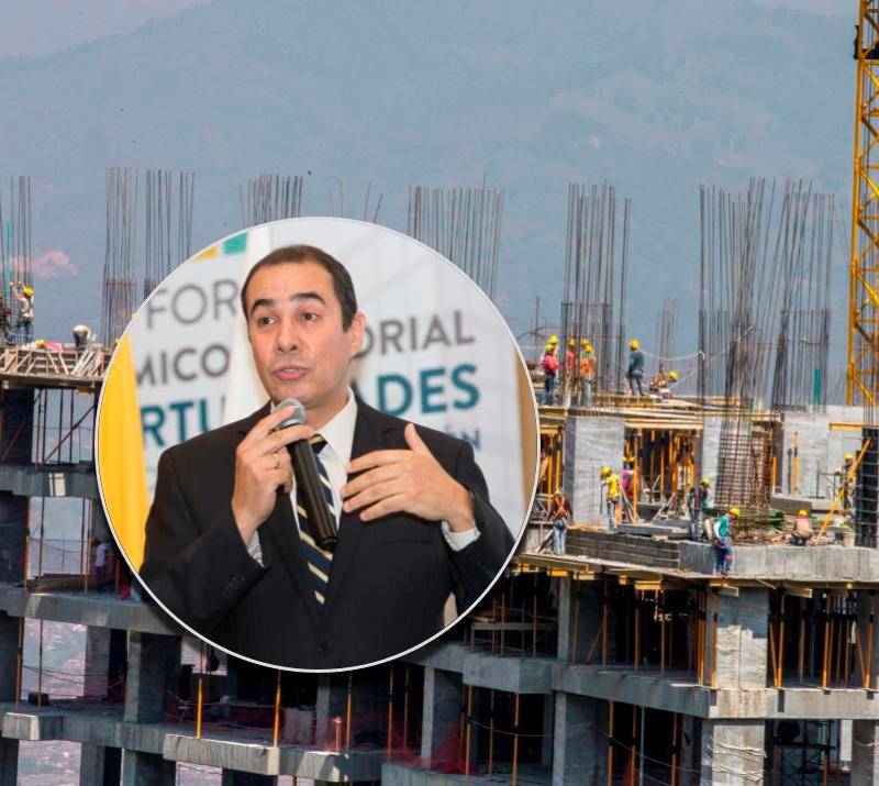 Antioquia cuenta hoy con 381 proyectos activos que representan 19.440 unidades y una proyección de construcción superior a los 2,2 millones de metros cuadrados en los próximos dos años. En la imagen, Eduardo Loaiza. FOTOS El Colombiano