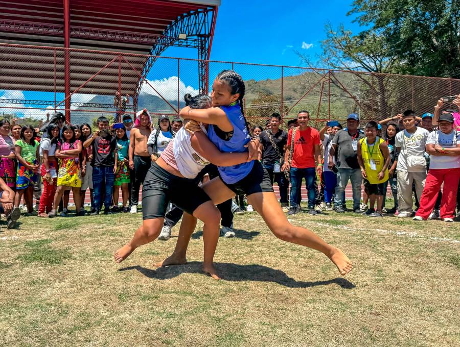 La lucha y los deportes de combate son unos de los más apreciados por la comunidad indígena. <span class="mln_uppercase_mln">FOTO</span> <b><span class="mln_uppercase_mln">cortesía pueblos indígenas de antioquia</span></b>