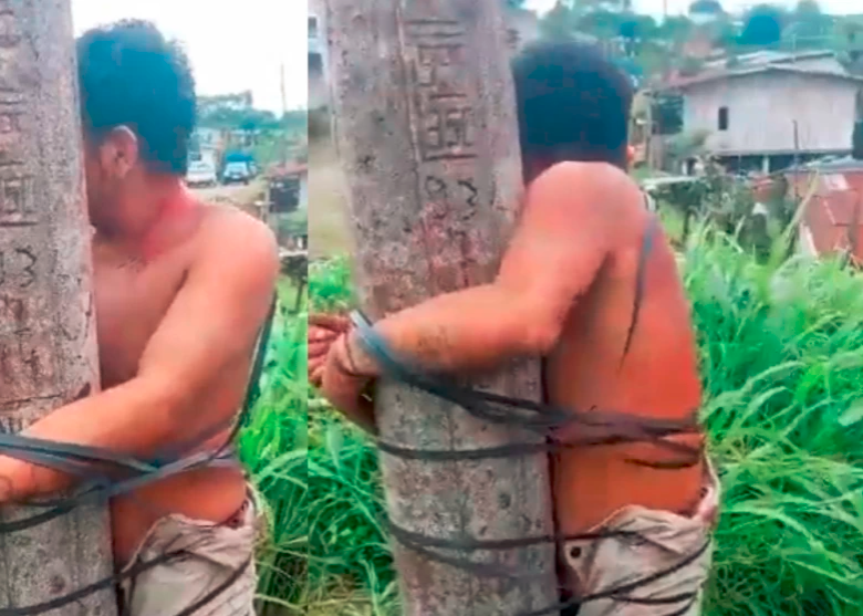 Ladrón en Ecuador fue golpeado y amarrado, después de intentara robar a varias personas de una misma comunidad. Foto: Pantallazos de video en Twitter de @PrensaEcu. 