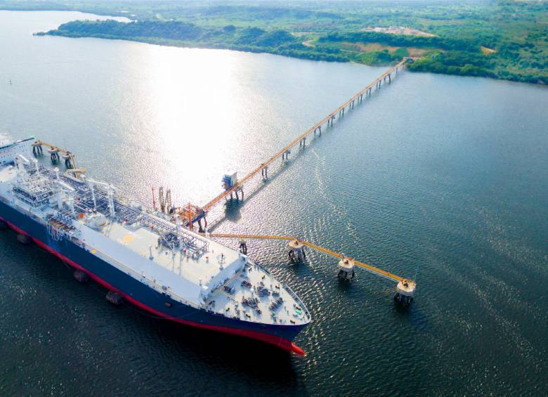 La terminal de SPEC LNG continúa operando durante los trabajos correctivos en uno de los cuatro trenes de su unidad flotante. foto cortesía