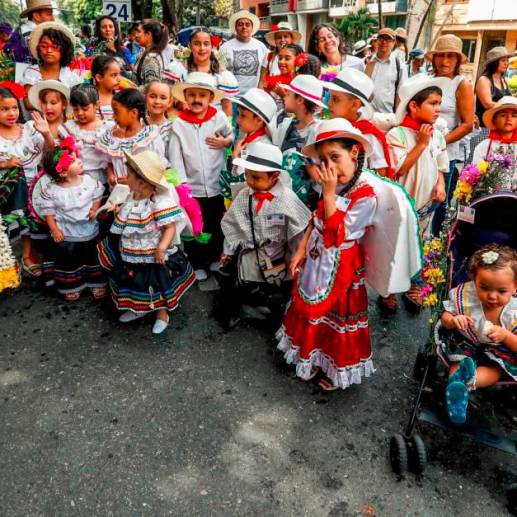 El desfile de silleteritos convocó a 1.600 niños y niñas el año pasado. <b>FOTO ARCHIVO EL COLOMBIANO</b>