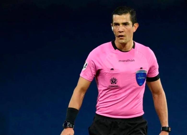 Andrés Rojas, árbitro FIFA desde 2017. FOTO AFP